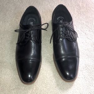 Men’s Size 8.5 Dress Shoes